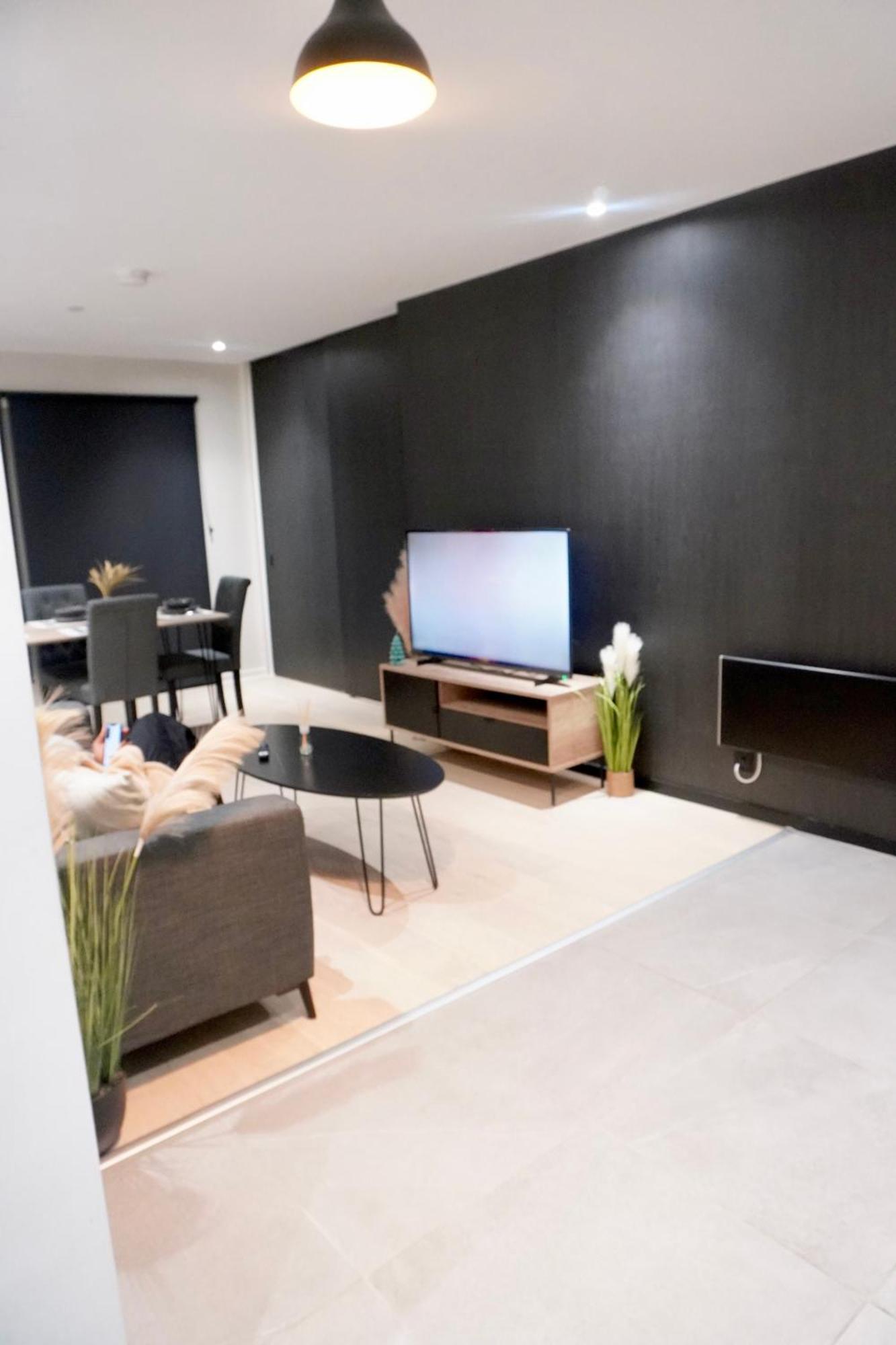 Central Manchester Luxury 2 Bed Apartment With Balcony エクステリア 写真
